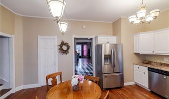 605 Atchison St, Atchison, KS 66002