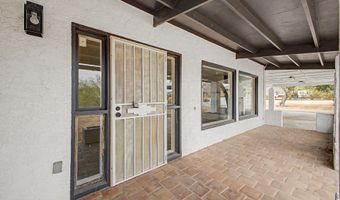 1065 W WHITELEY St, Apache Junction, AZ 85120