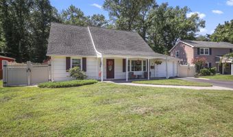 47 Overlea Ln, Aberdeen, NJ 07747