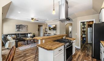 162 S Cedar View Estates Rd, Blanchard, ID 83804