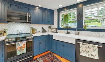 64 N Amherst Rd, Bedford, NH 03110