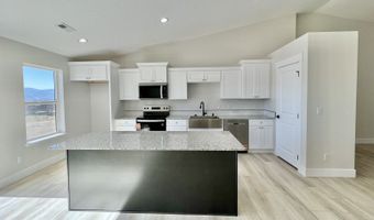 1707 Opal Dr, Elko, NV 89801
