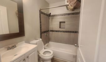 303 FOLCROFT St 2, Baltimore, MD 21224