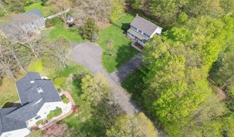 1274 Cheshire St, Cheshire, CT 06410