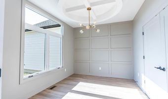 2217 Golfview Dr, Auburn, IN 46706