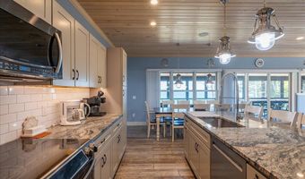 10 Bogue Chitto Ln, Bar Harbor, ME 04609