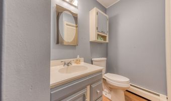 126 Grand View Ter, Brooklyn, CT 06234
