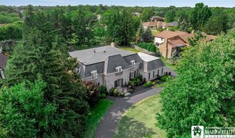 30 Waterford Park, Amherst, NY 14221