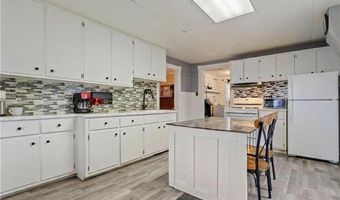 753 E Main St, Anoka, MN 55303