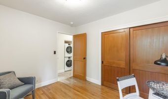 525 Keyes Ave, Angwin, CA 94508