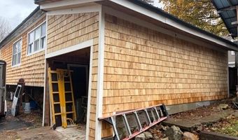 6 Demers St, Berlin, NH 03570