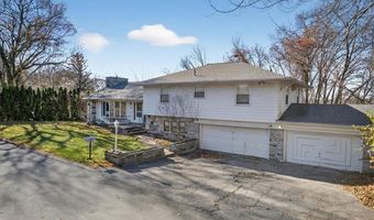 9 Orleans St, Johnston, RI 02919