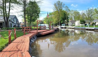 10015 Regatta Trl, Aurora, OH 44202