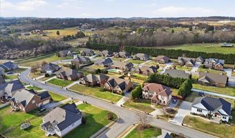 1179 Linford Cir, Alcoa, TN 37701