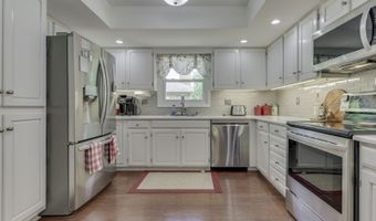 6903 White Pines Ct, Indianapolis, IN 46217