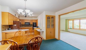 1510 Plainview Ln, Albert Lea, MN 56007