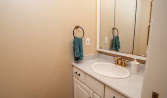 2403 Guenever Ct, Altoona, IA 50009