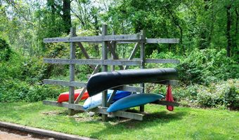 6631 WAKEFIELD Dr 319, Alexandria, VA 22307