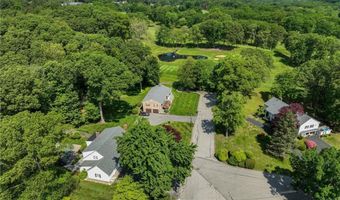 24 Kirkbrae Dr, Lincoln, RI 02865