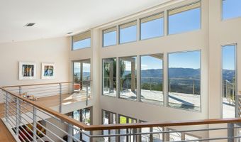 1350 Crestmont Dr, Angwin, CA 94508