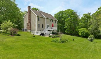 537 Pingree Hill Rd, Auburn, NH 03032