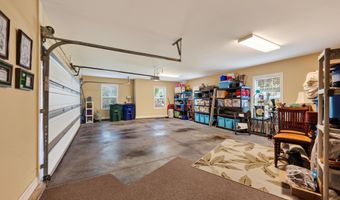915 Steeplechase Rd, Aiken, SC 29803