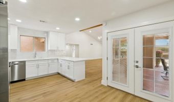 26034 S GLENBURN Dr, Sun Lakes, AZ 85248