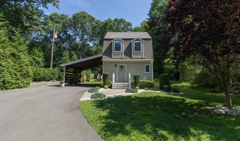 80 River Rd, Clinton, CT 06413