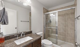 2824 Ridington Rd, Ann Arbor, MI 48105