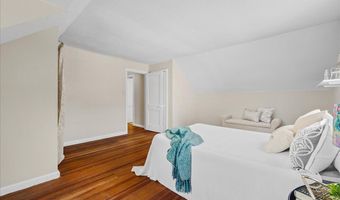 215 WARDOUR Dr, Annapolis, MD 21401