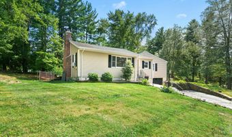 136 Crescent Cir, Cheshire, CT 06410