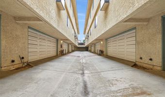 25 Palmetto Dr E, Alhambra, CA 91801