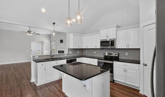 7142 Hanford Dr, Aiken, SC 29803