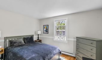 1486 Washington St, Bath, ME 04530