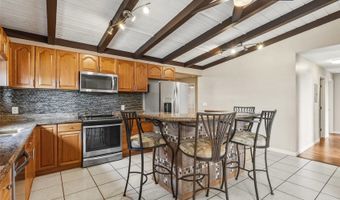 99-670 Aliipoe Dr, Aiea, HI 96701