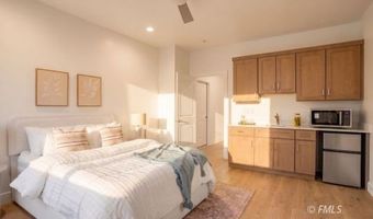 422 S Carling St, Colorado City, AZ 86021