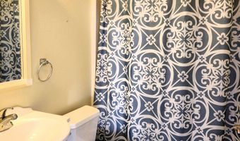 105 N 2nd Ave, Alpena, MI 49707