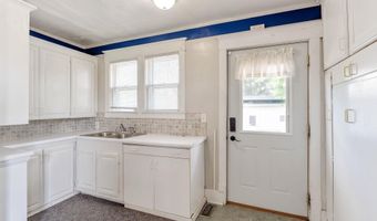 110 NW 3RD Ave, Aledo, IL 61231