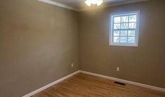362 Oak St, Big Sandy, TN 38221