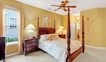 36 Newport St, Barnegat, NJ 08005