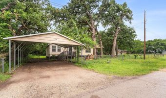 902 Travis Ave, Alvarado, TX 76009