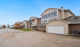 301 SE Delaware Ave 303, Ankeny, IA 50021