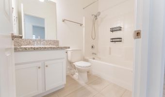 13760 Larkspur Way, Armona, CA 93202