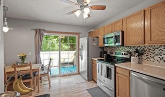 15752 Flackwood Ave, Apple Valley, MN 55124