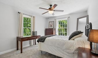 5 Spring Hill Rd, Bedford, NH 03110