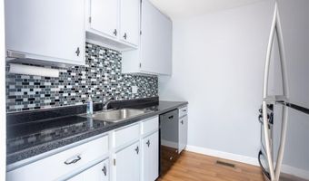 137 Shadalane Walk, Ballwin, MO 63011
