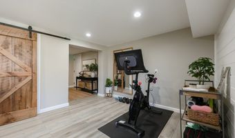 35 Christopher Dr, Attleboro, MA 02703