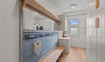 82 Ellery Rd, Newport, RI 02840