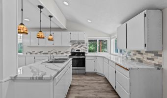 270 Stoneridge Rd, Blanchard, ID 83804