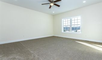 9 Fairway Ct, Alton, IL 62002